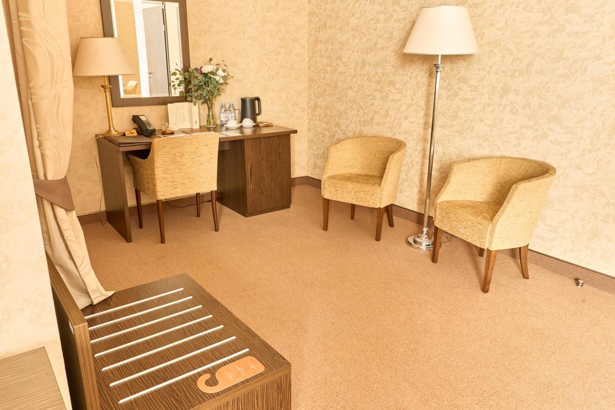 Kainar Hotel Shymkent Exterior photo