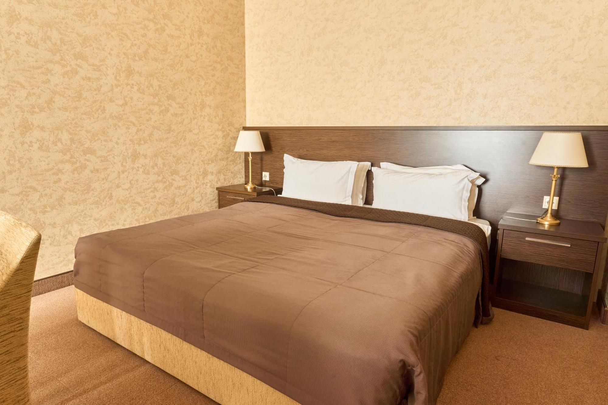 Kainar Hotel Shymkent Exterior photo
