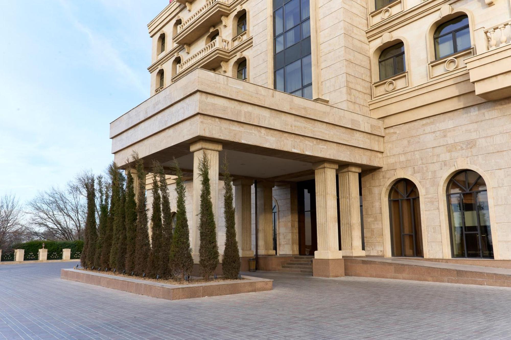 Kainar Hotel Shymkent Exterior photo
